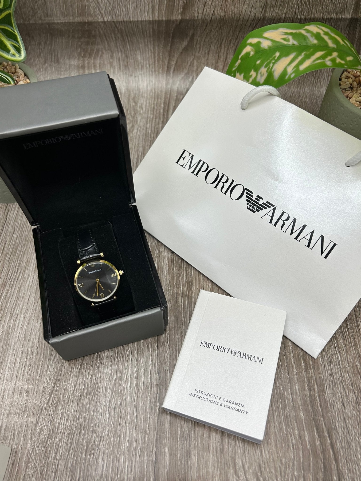 EMPORIO ARMANI Cuir - ladies watches